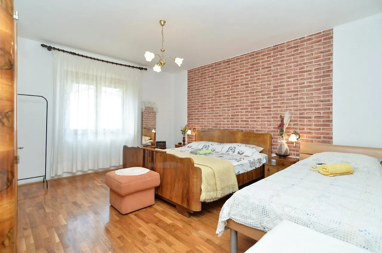 Apartment Vilim 2226 Pula Croatia
