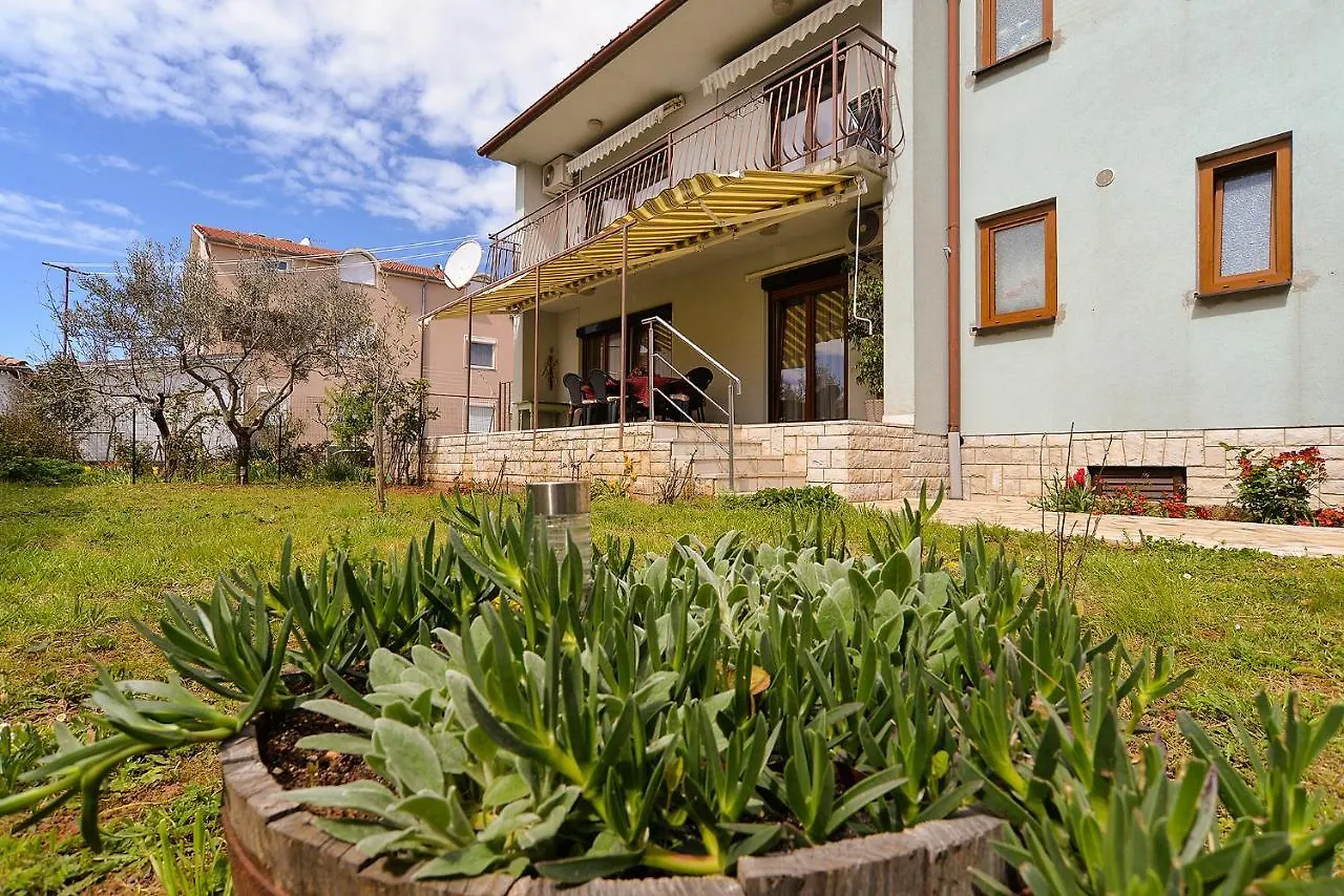 Apartment Vilim 2226 Pula