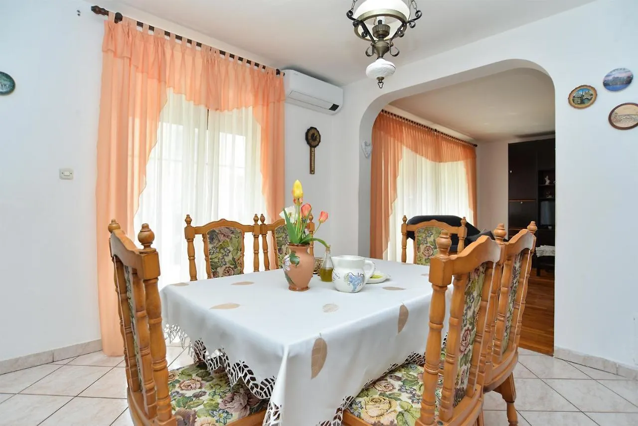 Apartment Vilim 2226 Pula 0*,  Croatia