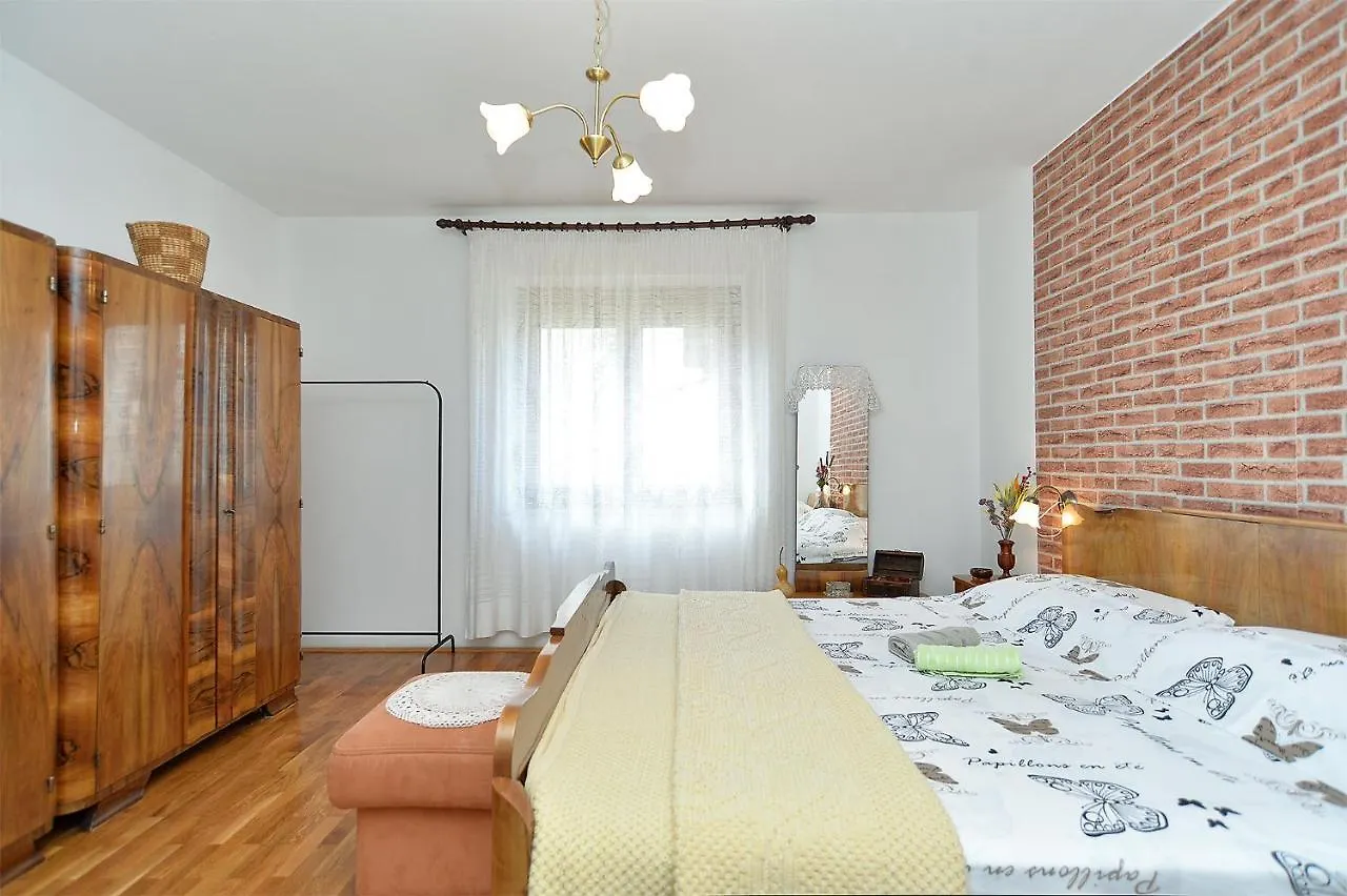 Apartment Vilim 2226 Pula